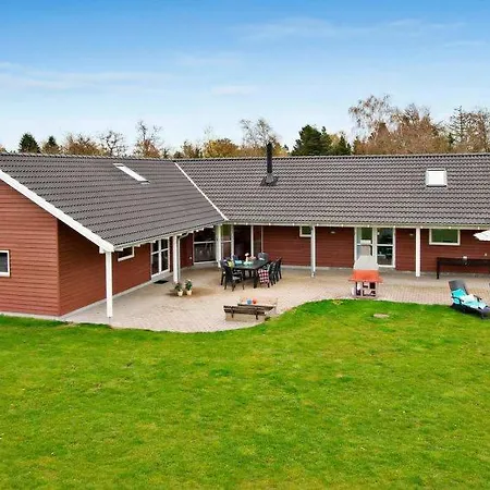 Sildestrup Sleeps 18 Pool Wifi Ferienhaus Bøtø By